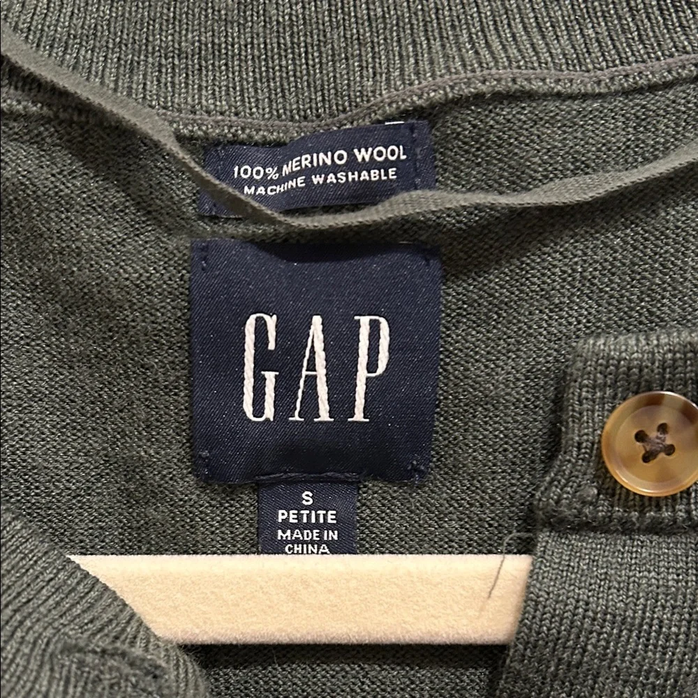 GAP Olive Green Merino Cardigan - Picture 2 of 6